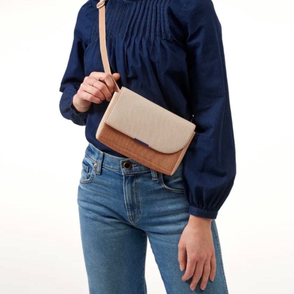 Rothy’s Belt Bag in Biscotti Brown